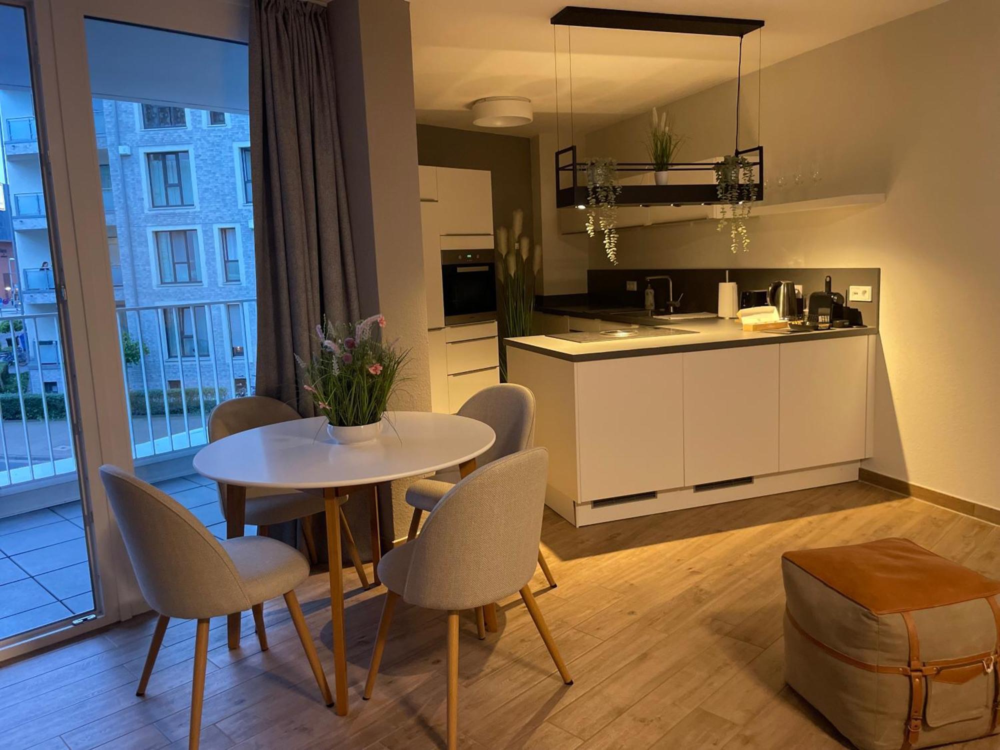 E&A City Apartment Hannover Mitten Im Stadtzentrum Mit Lift Und Tiefgarage Buitenkant foto